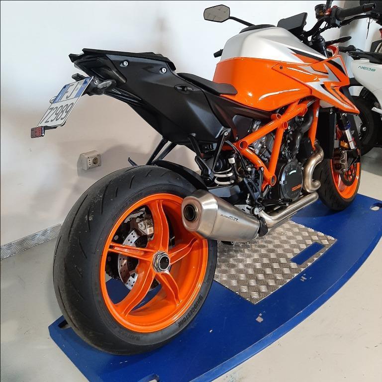 KTM 1290 Super Duke R Evo