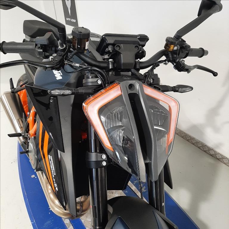 KTM 1290 Super Duke R Evo