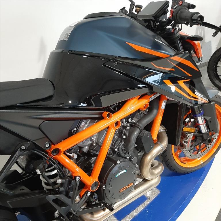 KTM 1290 Super Duke R Evo