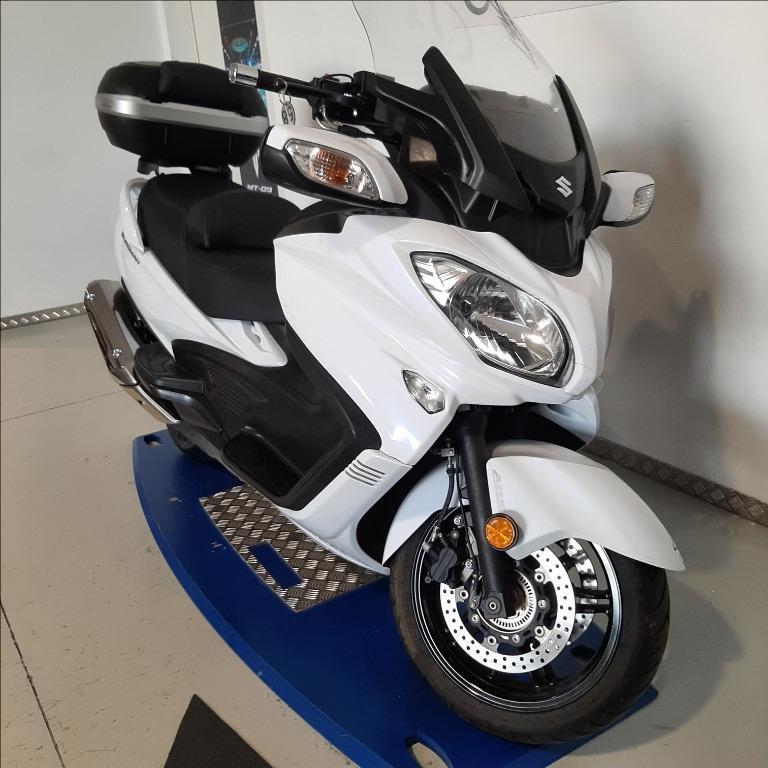 SUZUKI Burgman 650 AN ie Executive Abs