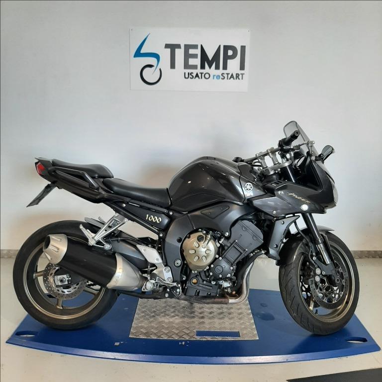 YAMAHA FZ1 1000 Fazer 
