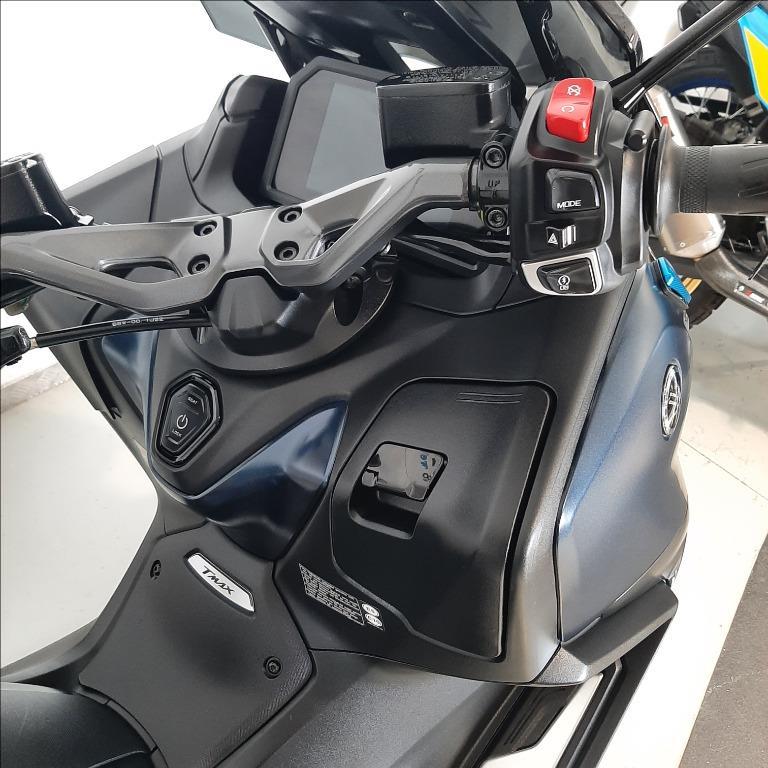 YAMAHA T-Max 560 Abs