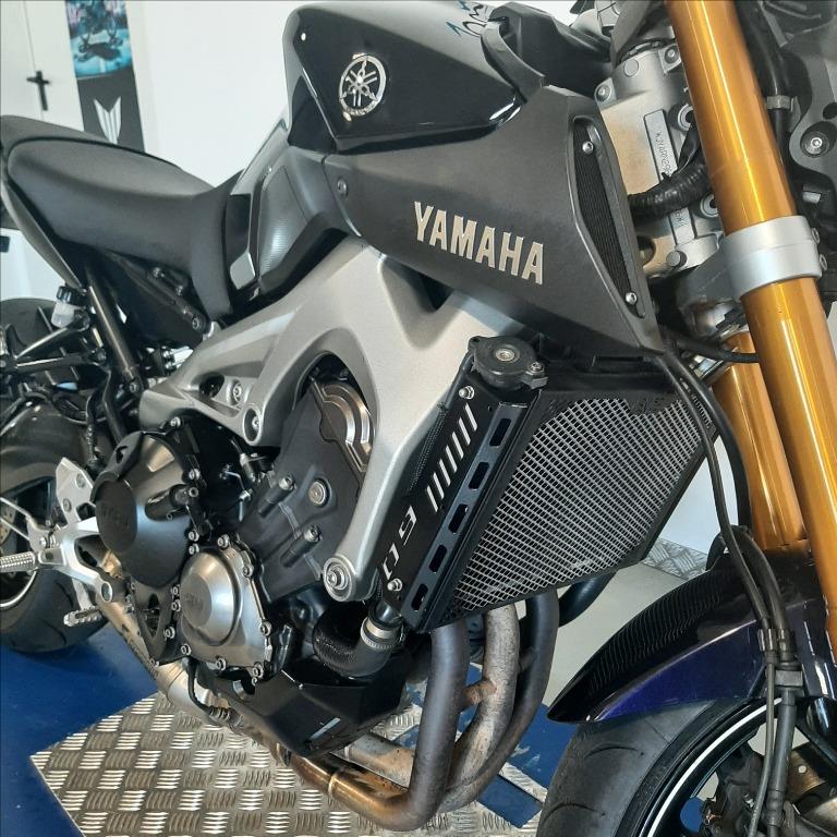 YAMAHA MT-09 850 Race Blue/Matt Grey