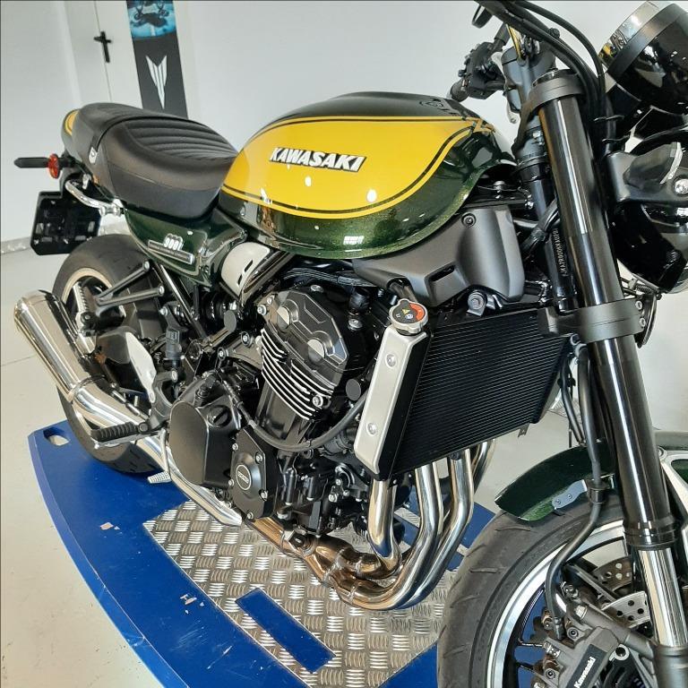 KAWASAKI Z 900 RS Yellow Ball Edition