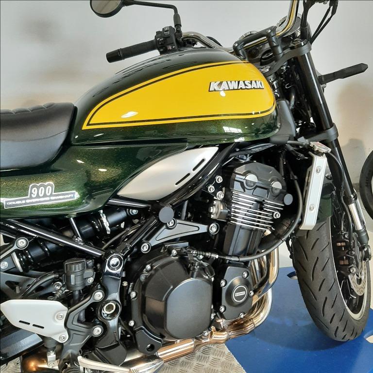 KAWASAKI Z 900 RS Yellow Ball Edition