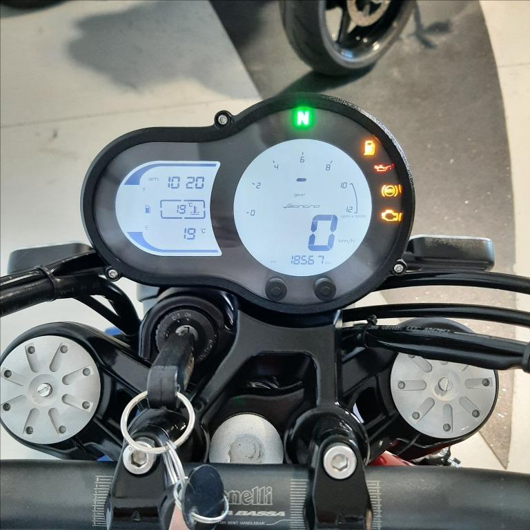 BENELLI Leoncino 500 E4