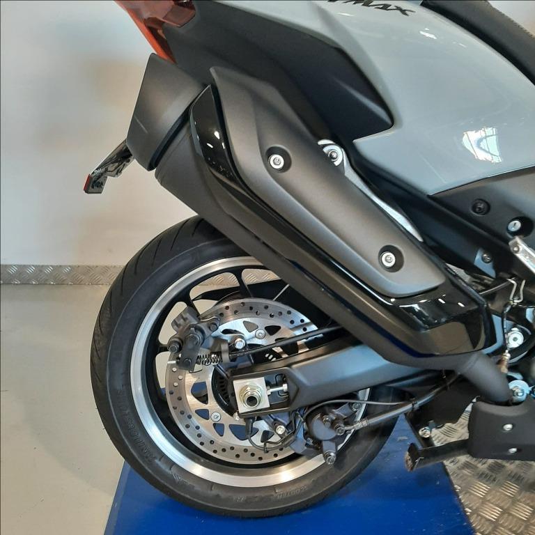 YAMAHA T-Max 560 Tech Abs