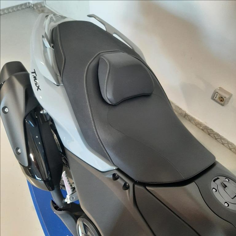 YAMAHA T-Max 560 Tech Abs
