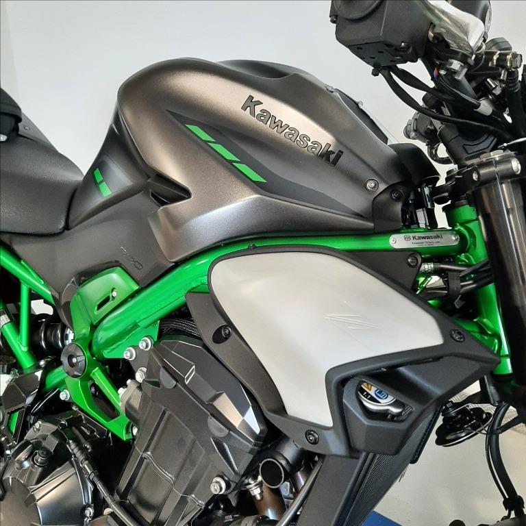 KAWASAKI Z 900 