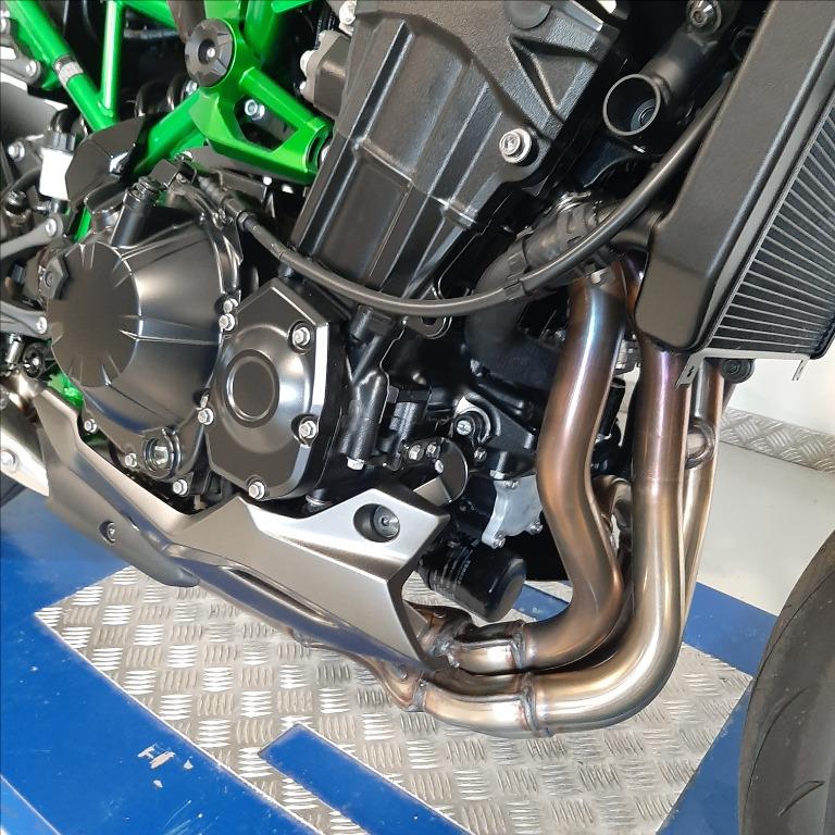 KAWASAKI Z 900 