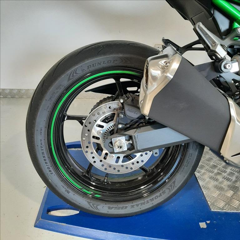 KAWASAKI Z 900 