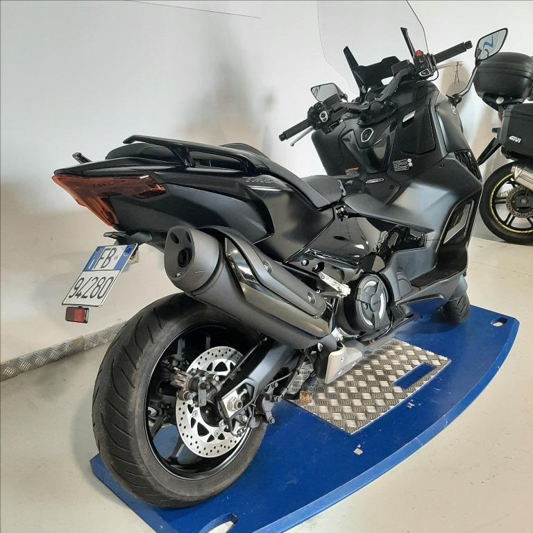 YAMAHA T-Max 560 Tech Max Abs