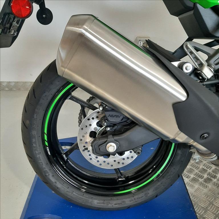 KAWASAKI Ninja ZX-4RR Abs