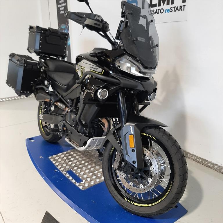 CFMOTO 800 MT Explore Abs