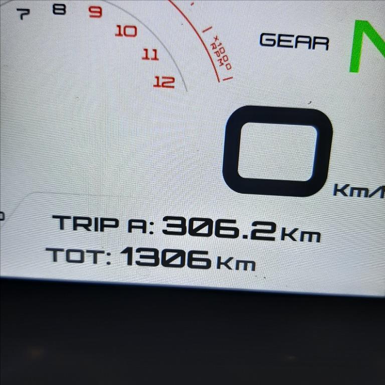 BENELLI TRK 702 X abs