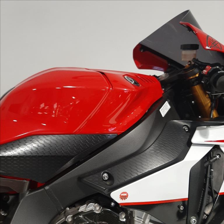 YAMAHA YZF R1 1000 Abs