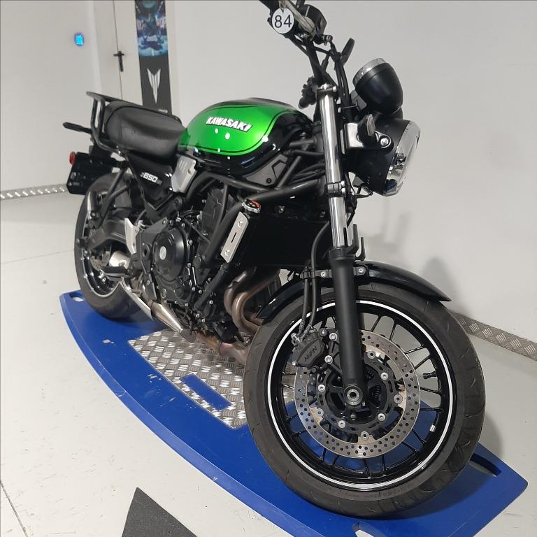 KAWASAKI Z 650 RS 