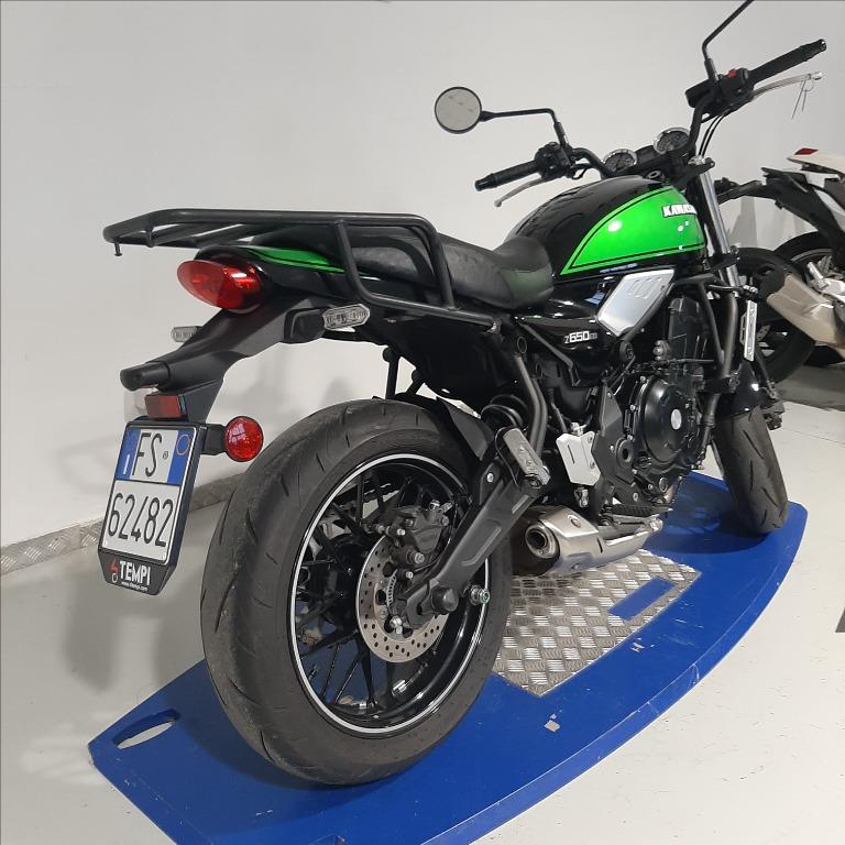 KAWASAKI Z 650 RS 