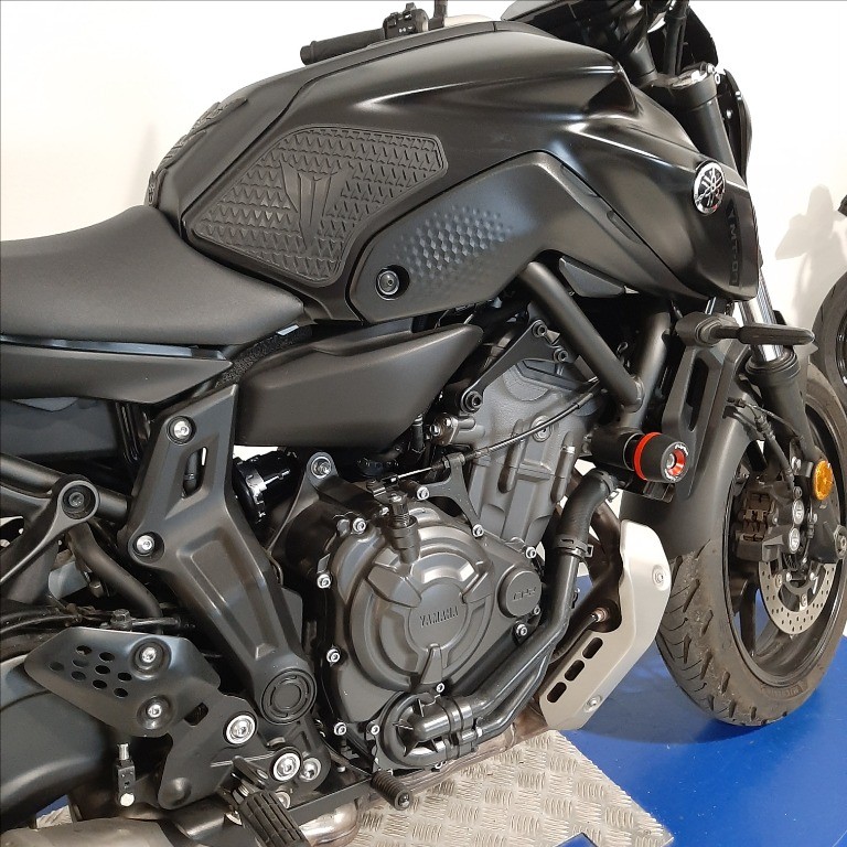 YAMAHA MT-07 690 Abs