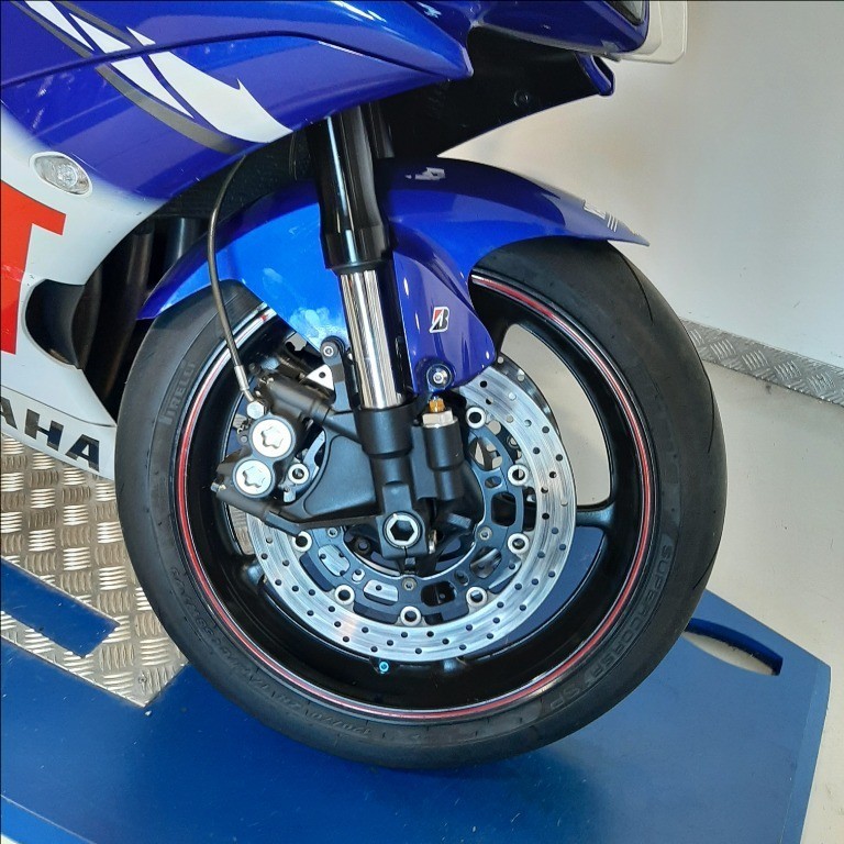 YAMAHA YZF R6 600 R