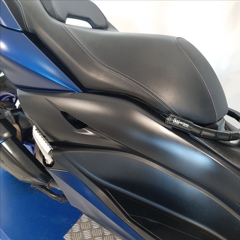 YAMAHA X-Max 300 Abs