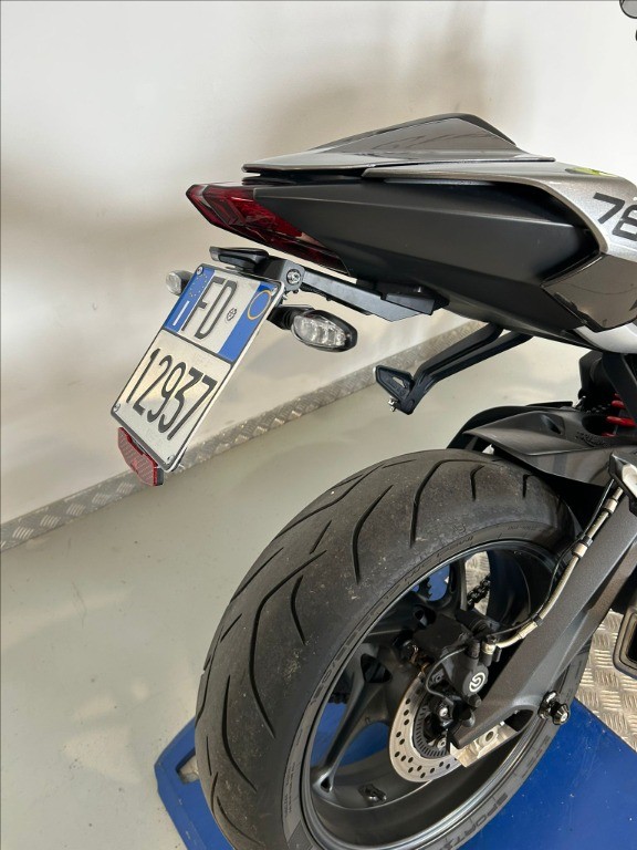 TRIUMPH Street Triple 765 R