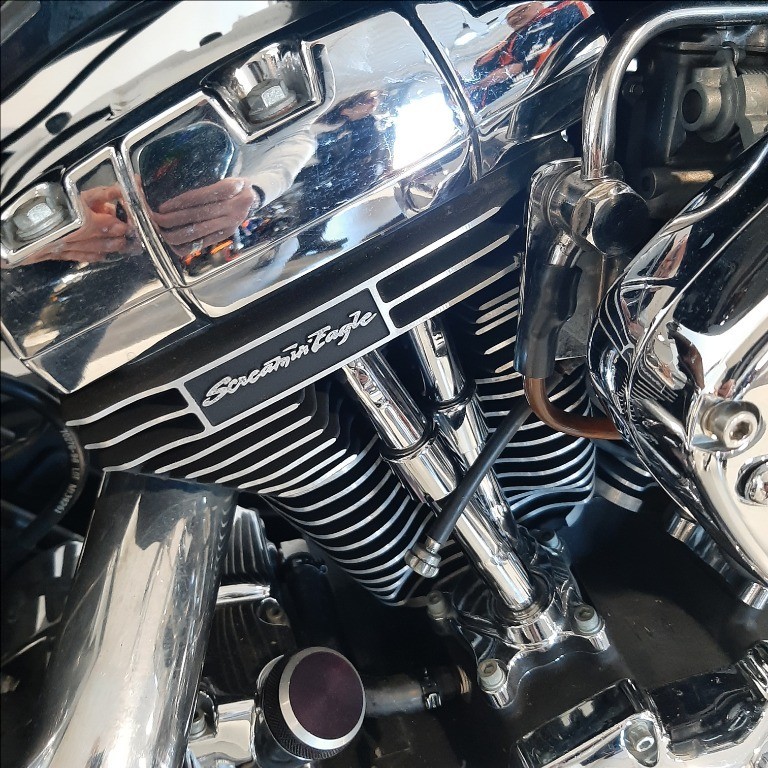 HARLEY-DAVIDSON Dyna Wide Glide 1449 FXDWG 1450