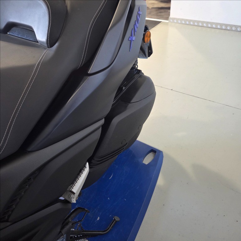 YAMAHA X-Max 300 Abs