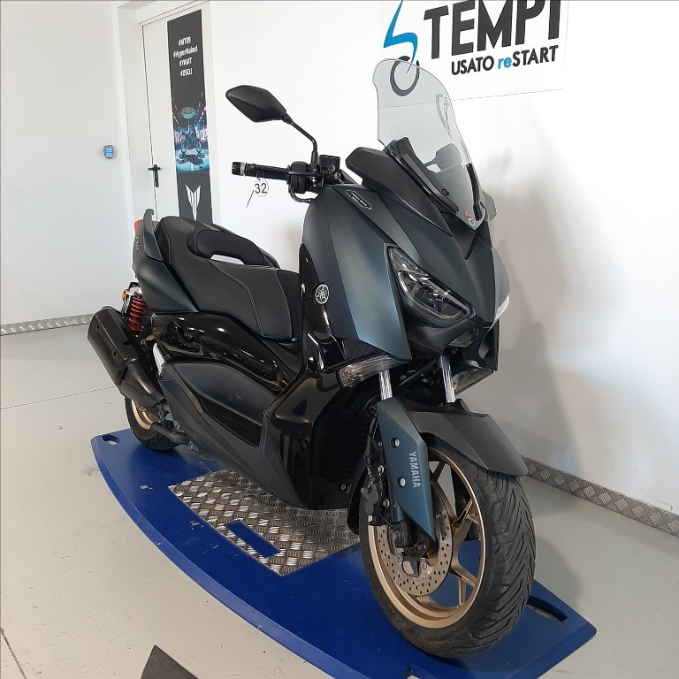 YAMAHA X-Max 300 Tech Max Abs
