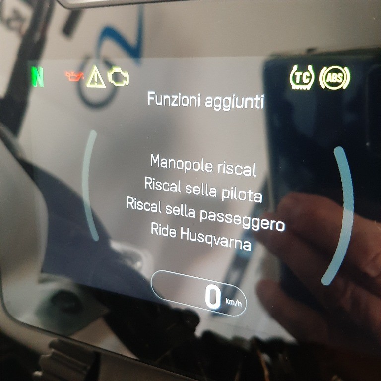 HUSQVARNA Norden 901 Expedition Abs