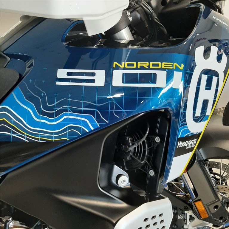 HUSQVARNA Norden 901 Expedition Abs