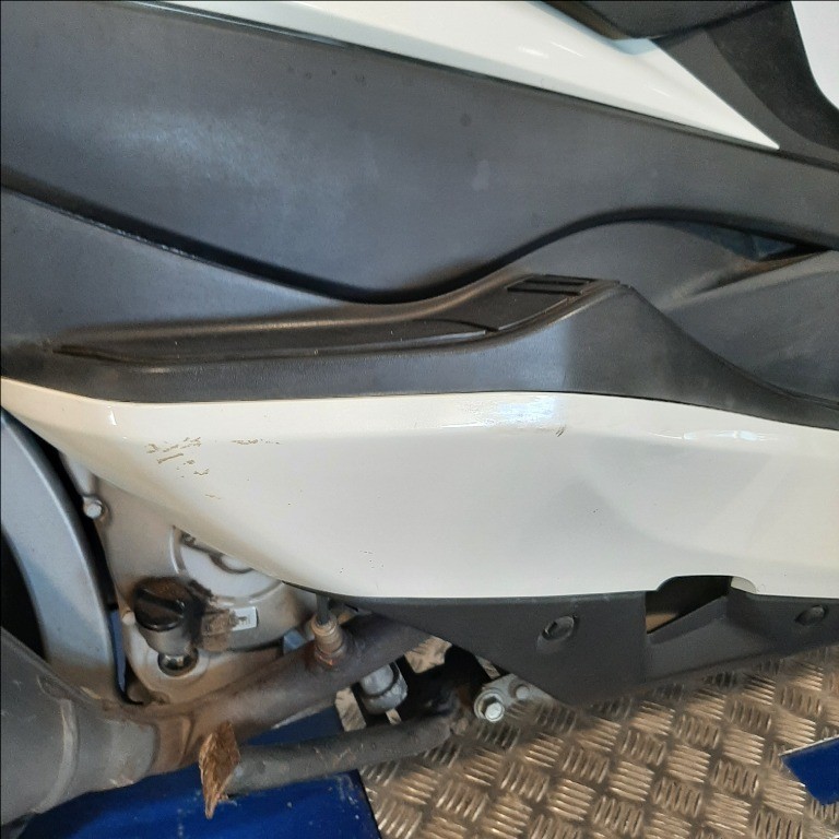 SUZUKI Burgman 400 AN