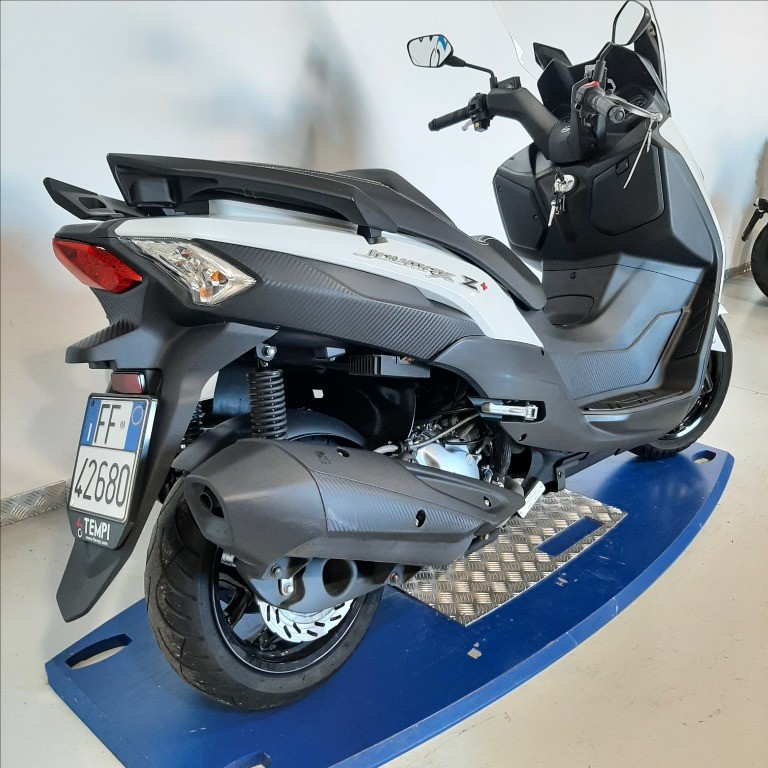 SYM Joymax 300 Z+ Abs E5