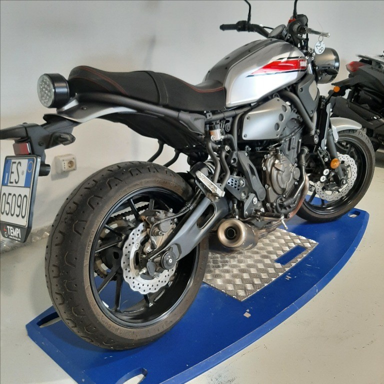 YAMAHA XSR 700 dep.A2 abs