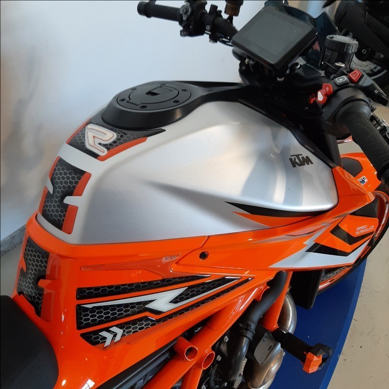 KTM 1290 Super Duke R