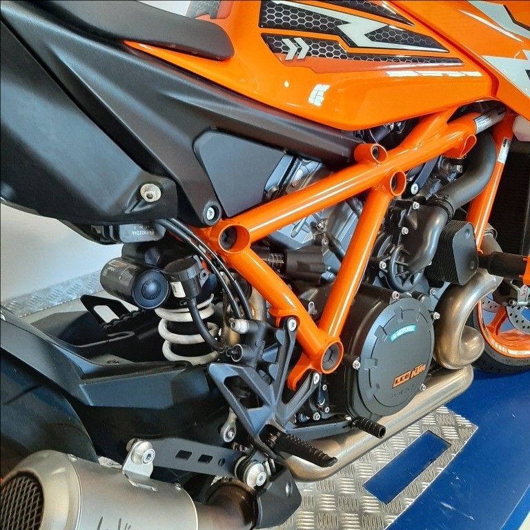 KTM 1290 Super Duke R