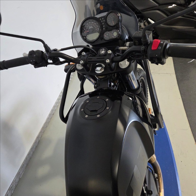 ROYAL ENFIELD Himalayan 400 Abs E5