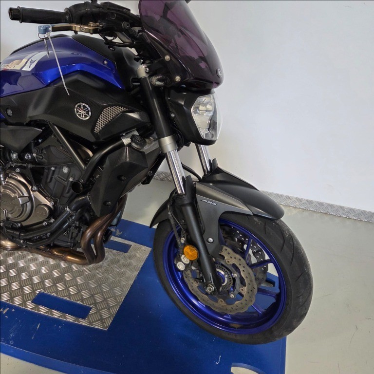 YAMAHA MT-07 690 Abs