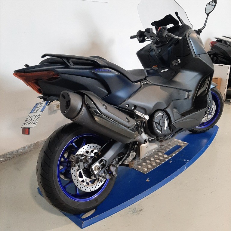 YAMAHA T-Max 560 Abs