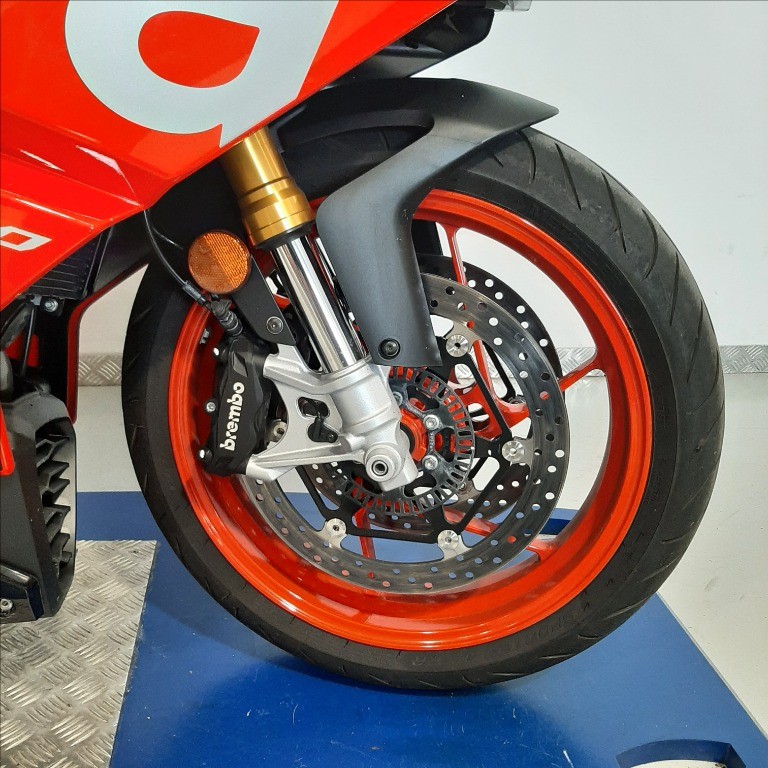 APRILIA RS 660 Abs