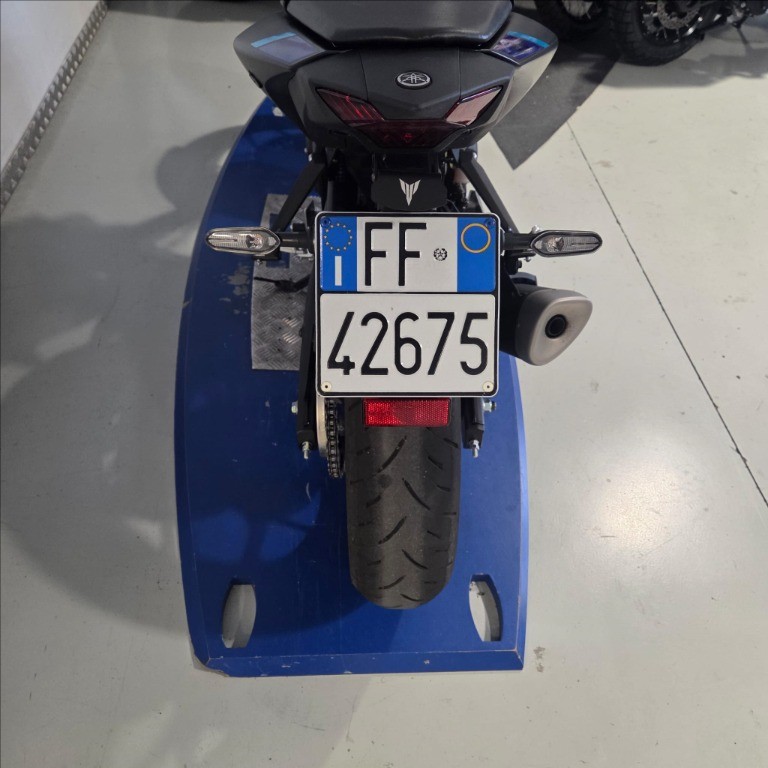 YAMAHA MT-03 320 Abs