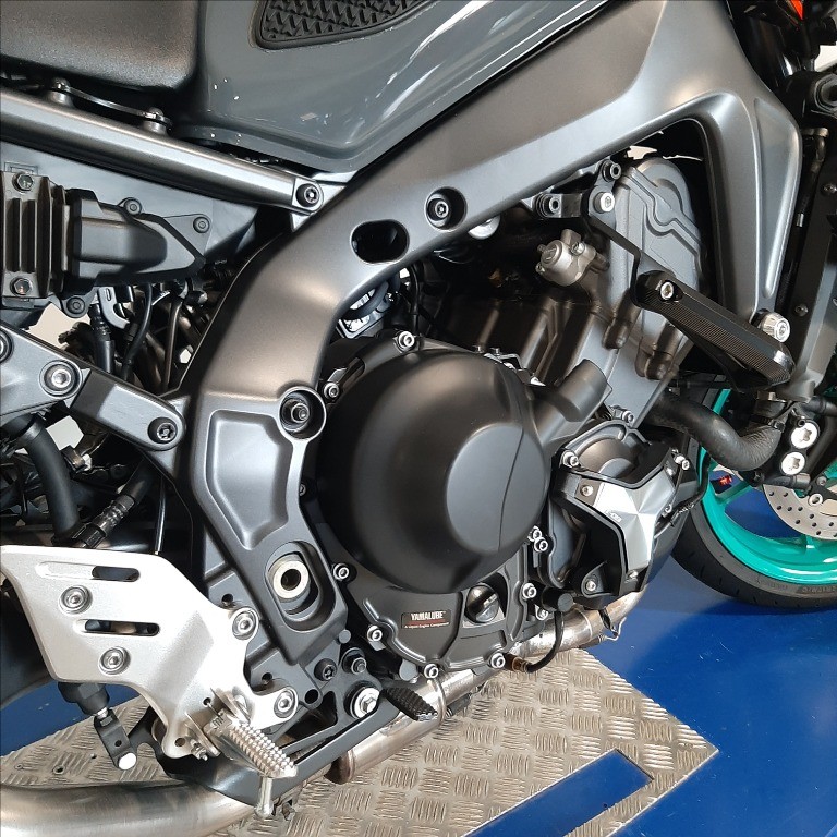 YAMAHA MT-09 890 Abs