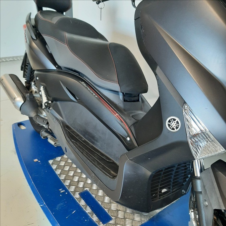 YAMAHA X-Max 250 Sport