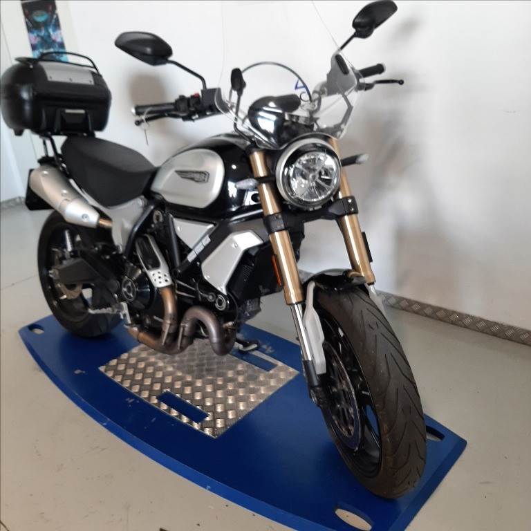 DUCATI Scrambler 1100 