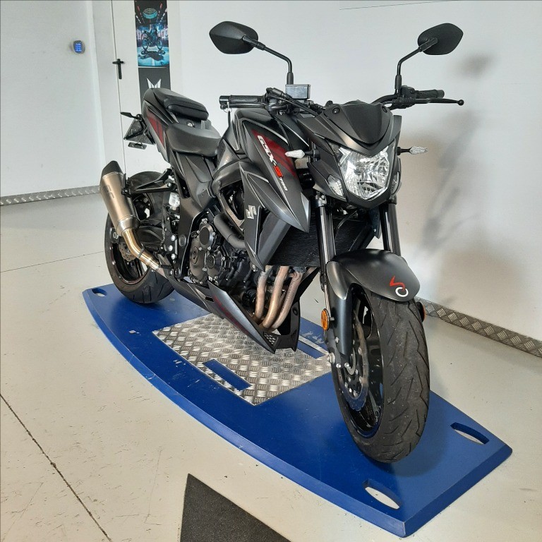 SUZUKI GSX-S 750 Abs