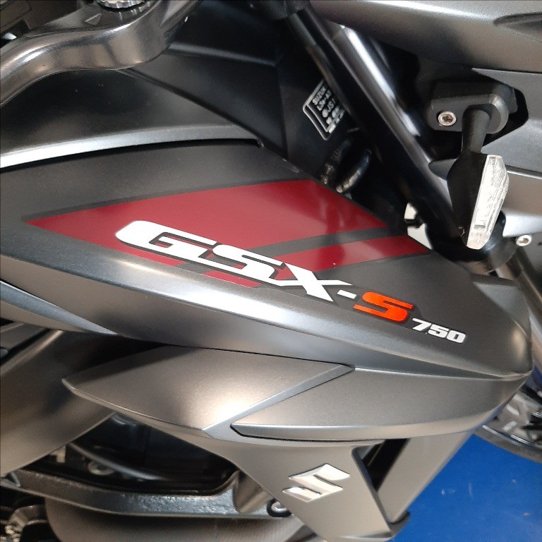 SUZUKI GSX-S 750 Abs