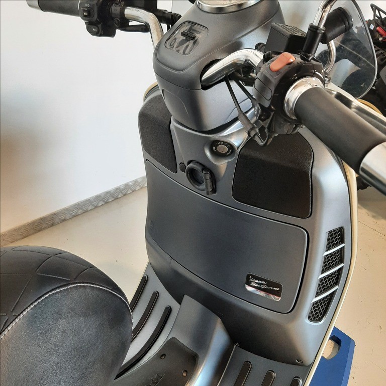 VESPA Vespa GTS 300 Sei Giorni hpe Abs