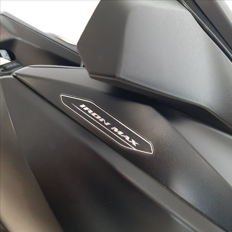 YAMAHA X-Max 400 Iron Abs