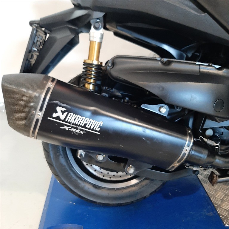 YAMAHA X-Max 400 Iron Abs