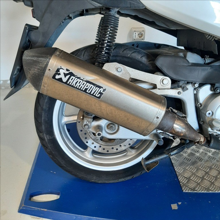 HONDA SH 300 
